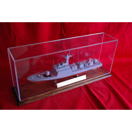 TCG KALKAN  P331  maketi   39 cm